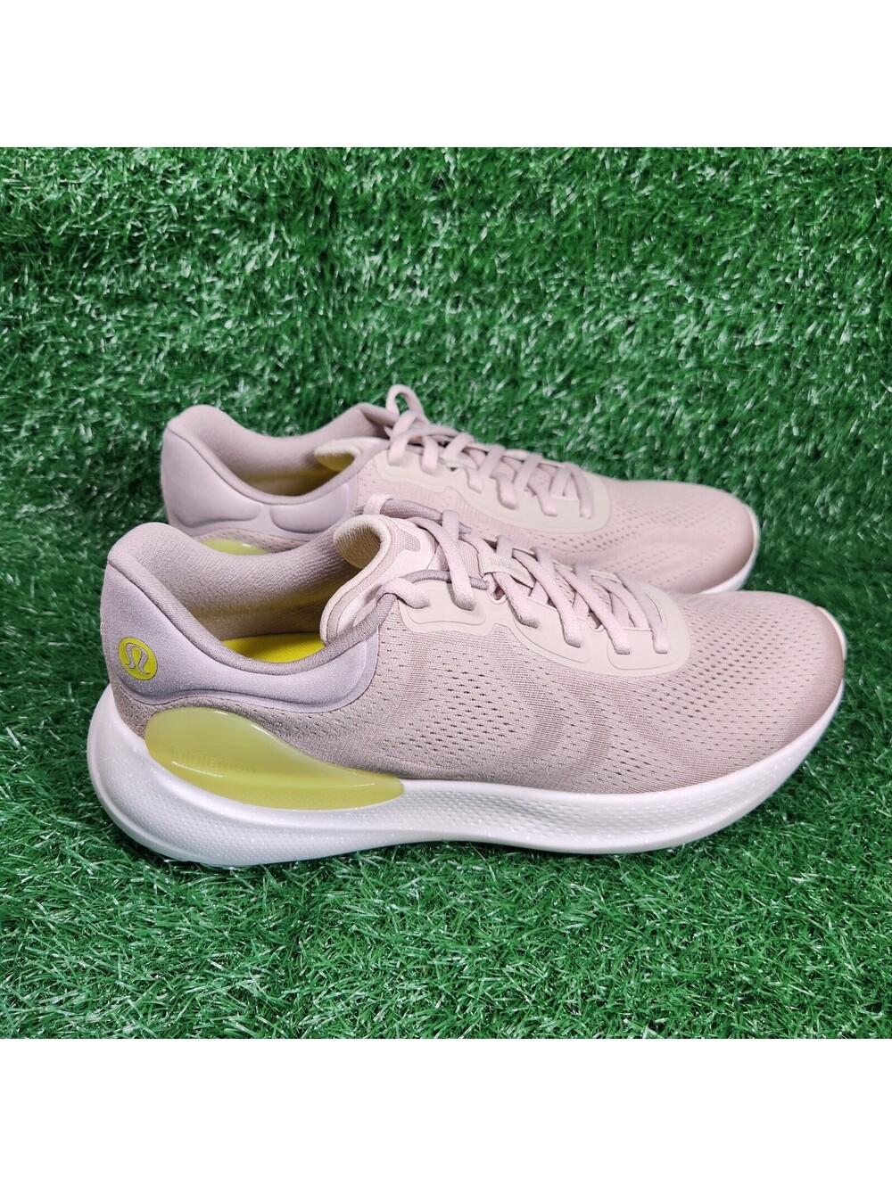 Lululemon Beyondfeel Shoes Men’s Size 12 - Multicolor Running Athletic Sneakers